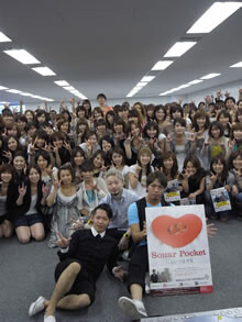 サプライズライブを実施！