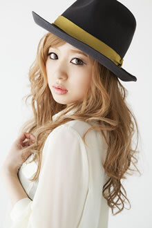 新創刊雑誌「fAUG. Fashon Artist Ploject vol.1」に大抜擢！