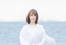 一途に続けることでしか辿り着けない今日を、讃えるように。
