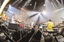 コロナ禍でエンタメの可能性を追求したライブ舞台裏に迫る！