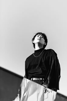 NEW EP「BEHIND EVERY SMILE」発売！