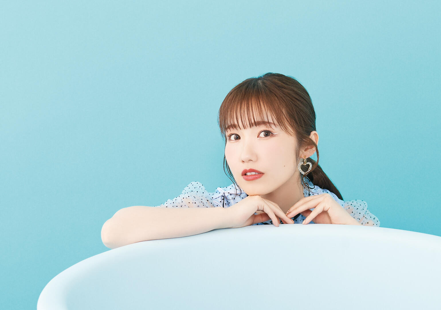 内田彩、5thシングル「Pale Blue」6月2日リリース＆新ビジュアルが公開！発売記念プレミアムイベントの開催が発表