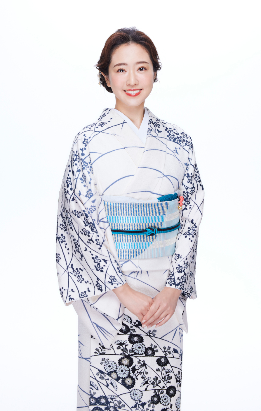 羽山みずき、お笑いコンビ“ぽんぽこ”とのコラボ歌唱動画公開！