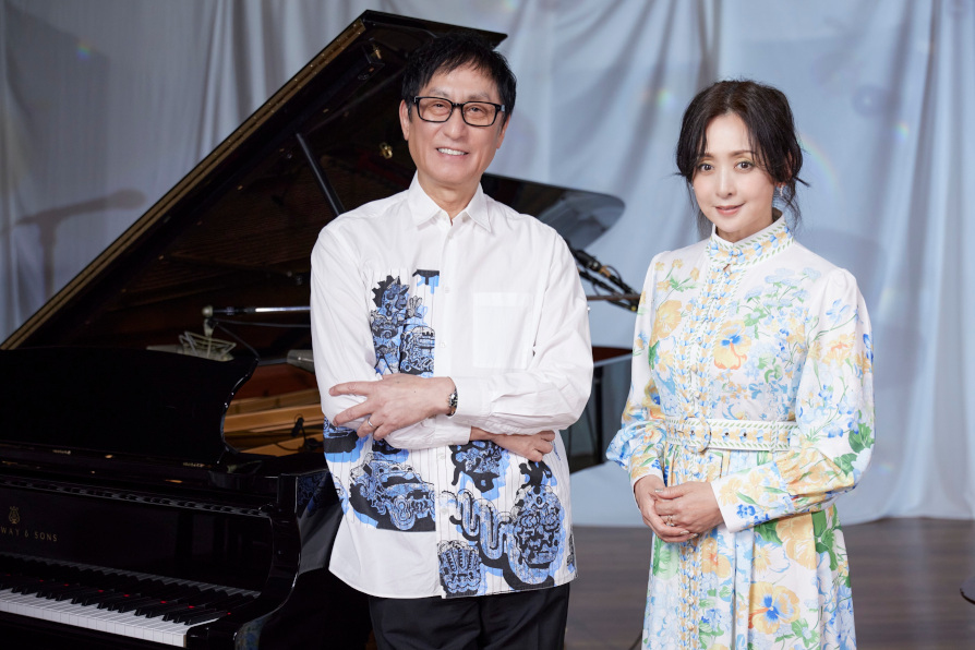斉藤由貴、ライブ配信の“斉藤由貴 Streaming Live with 武部聡志