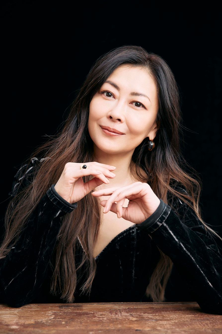 中山美穂、歌手デビュー38周年記念ライブ「Miho Nakayama 38th Anniversary Concert -Trois-」のBlu-rayが11月22日(水)に発売!