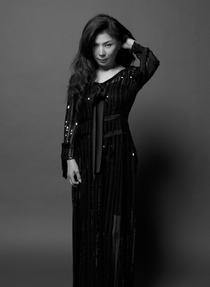 八代亜紀、異色の名盤2作品が初アナログ化！「八代亜紀と素敵な紳士の音楽会 LIVE IN QUEST」「MOOD」11月3日レコードの日に同時リリース！
